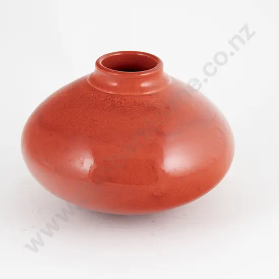 Peter Collis Squat Vase