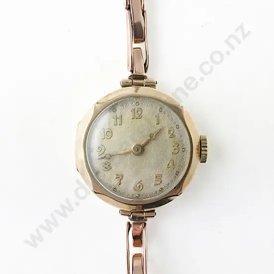 9ct Vintage Ladies Wristwatch on Expanding Strap