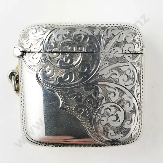 S/S Engraved Curved Vesta Case