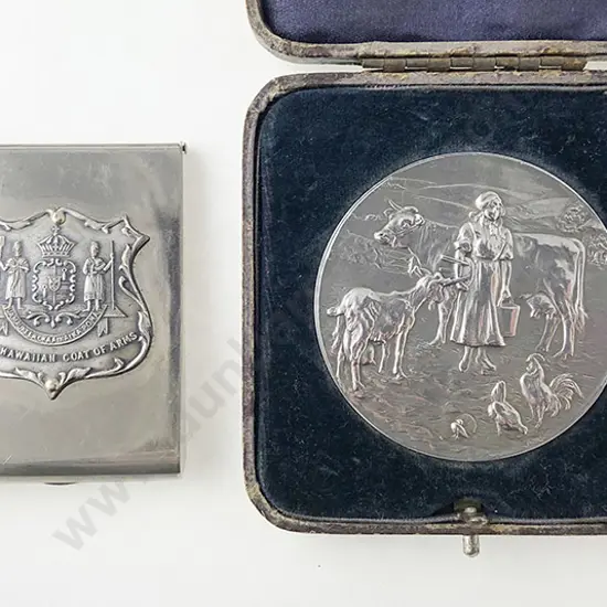 S/S Prize Medallion and Vesta