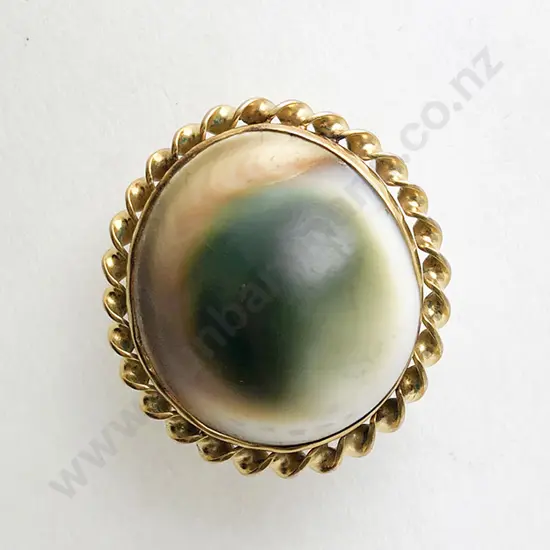 NZ 9ct Mounted Single Cats Eye Brooch