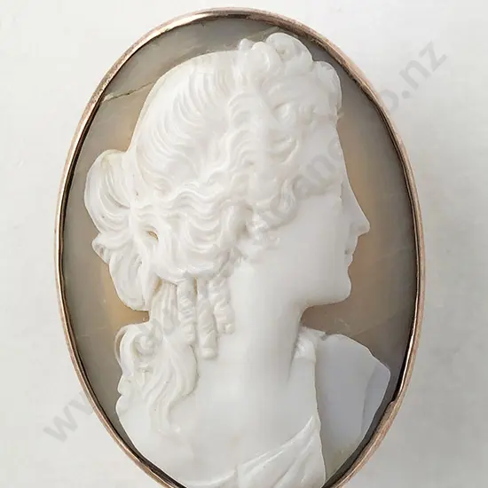 9ct Framed Cameo Brooch