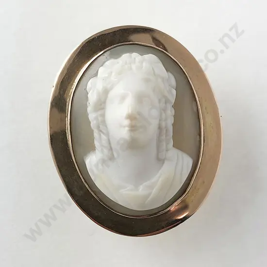 9ct Framed Cameo Brooch