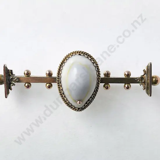 Colonial 9ct Fancy Bar Brooch
