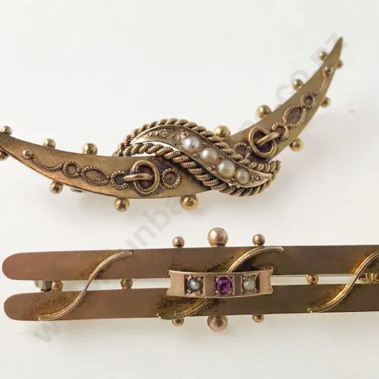 15ct and 9ct Gem Set Bar Brooches