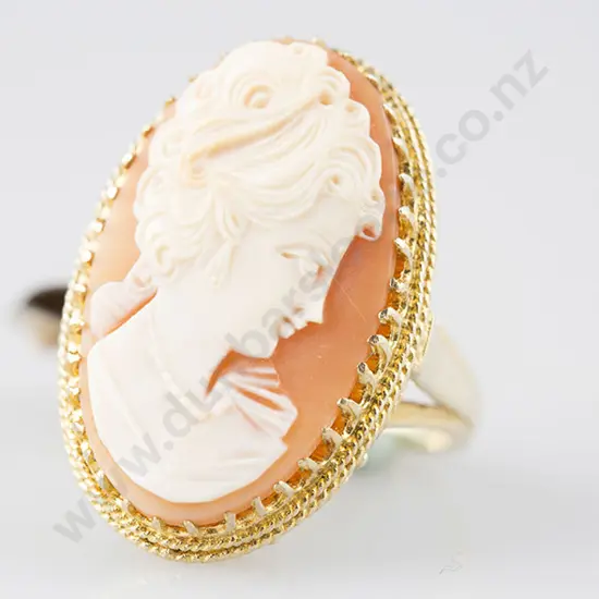 Large 9ct Portrait Cameo Dress Ring
