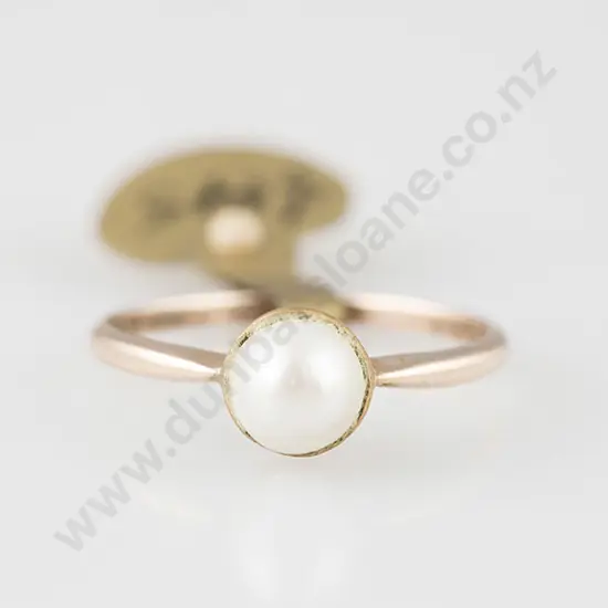 9ct Single Cultured Pearl Ring