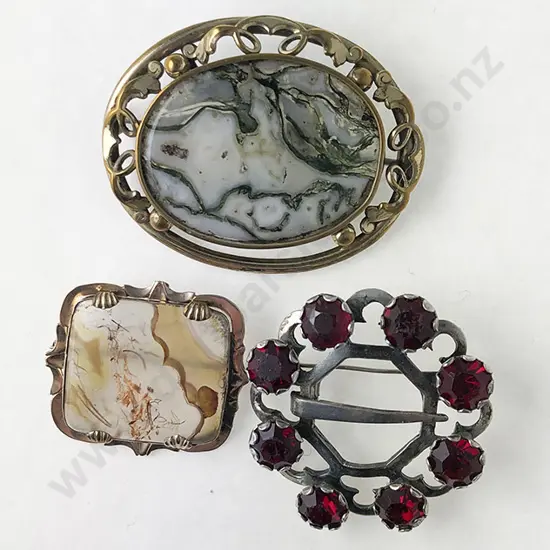Two Agate Brooches and S/S Ruby Glass Brooch