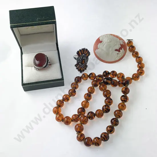S/S Carnelian Ring with costume ring
