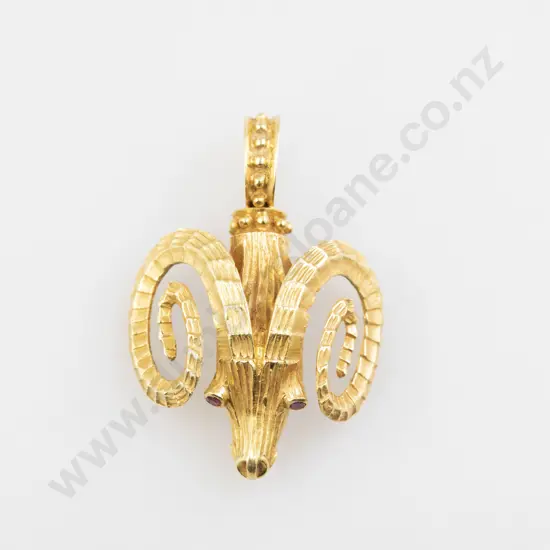 18ct Modern Design Rams Head Pendant
