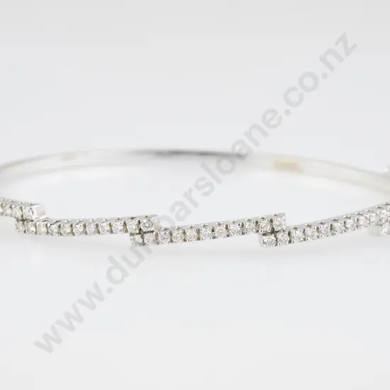 18ct White Gold 49stone Diamond Hinged Bangle