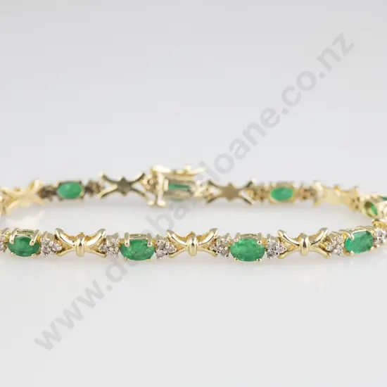 14ct 63stone Emerald and Diamond Tennis Bracelet