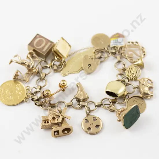 9ct Circle Link Charm Bracelet