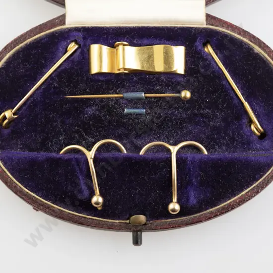 Victorian Cased 15ct Gentlemans Dressing Set