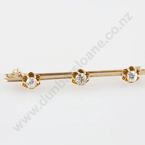 15ct Three Stone Diamond Bar Brooch