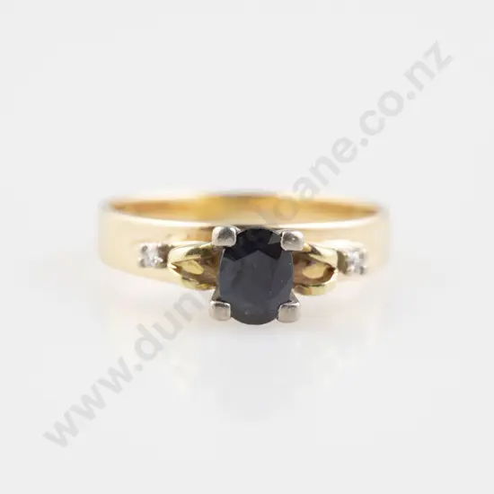 18ct  Single Sapphire Ring