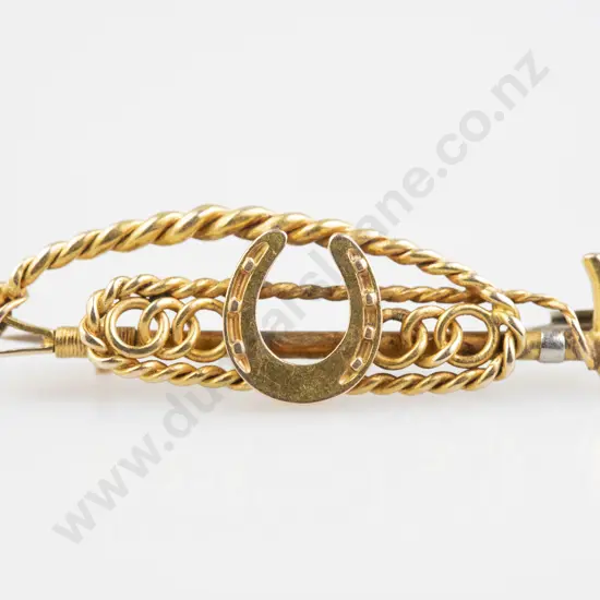 Victorian 15ct Bar Brooch