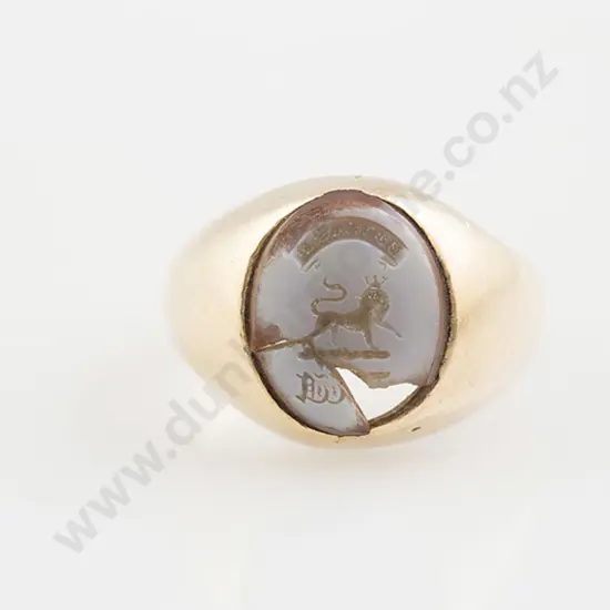 Early C20th 18ct Carnelian Signet Ring