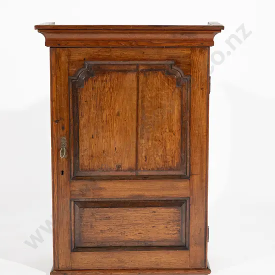 Geo III Oak Wall Cabinet