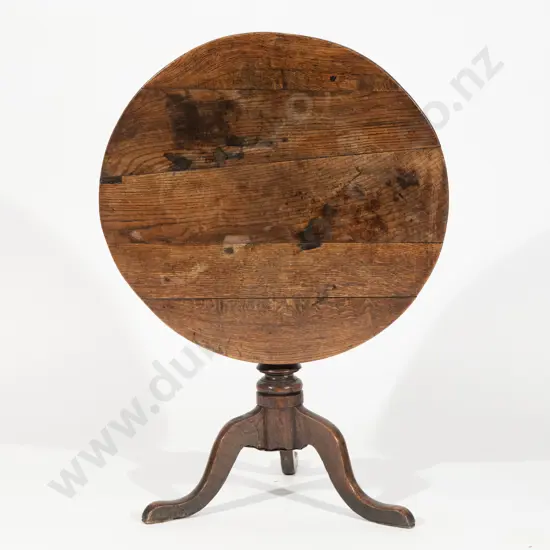 Geo III Oak Circular Snap Top Supper Table