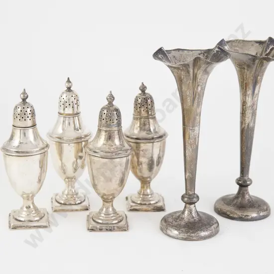 Cased Set 4 S/S Pepperettes & 2 Vases