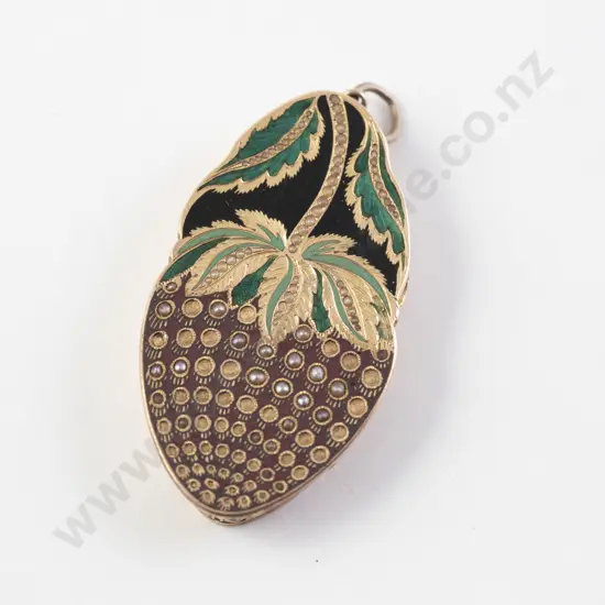 Probable French C19th 18ct Gold Patch Box