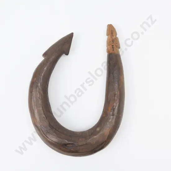Pre C19th Marori Carved Wooden Matau (Fish Hook) - Y15601