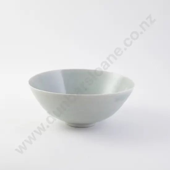 Len Castle Korean Celedon Glaze Porcelain Bowl c1980s