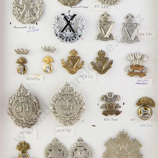 Collection Mainly British Regimental Cap Badges