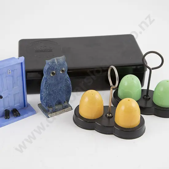 Collection of Bakelite Ware