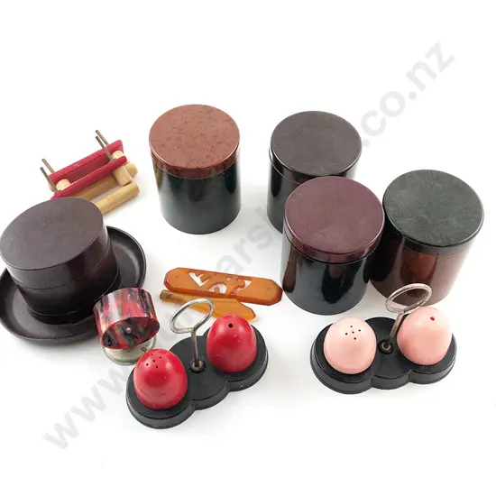 Collection of Bakelite Ware