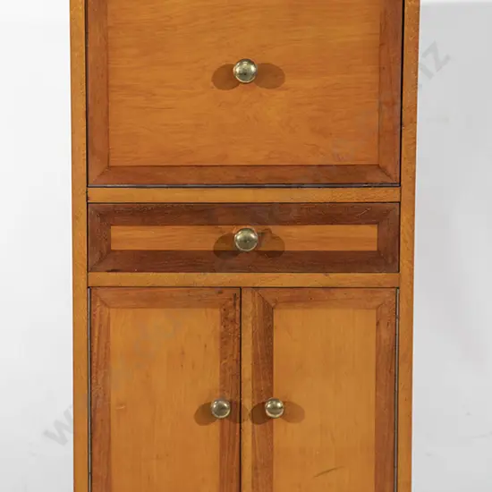 NZ Riwa Riwa Drinks Cabinet