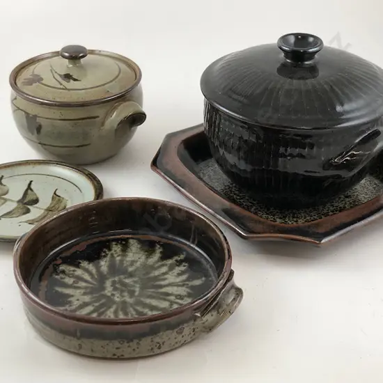 Two NZ Pottery Casseroles etc (5)
