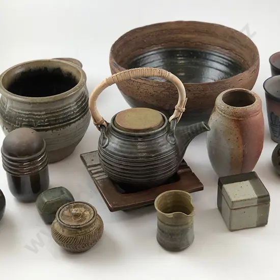 Carton Of mixed NZ Pottery