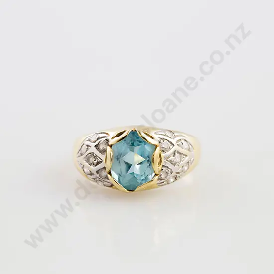 18ct Single Stone Topaz Dress Ring
