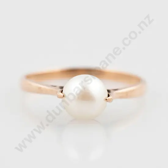 9ct Single Pearl Ring