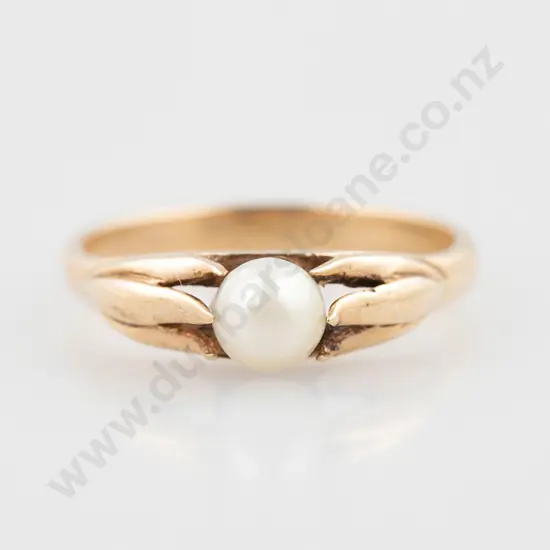 9ct Single Pearl Ring