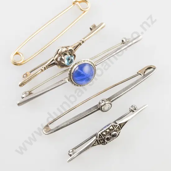 9ct Topaz Bar Brooch, Pin Brooch and two bar brooches
