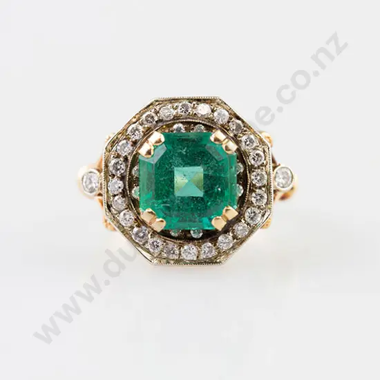18ct 35stone Emerald & Diamond Cluster Ring