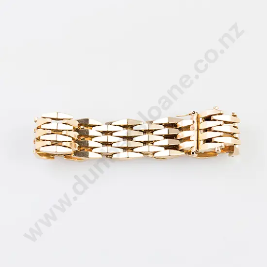 9ct Four Link Gate Style Bracelet