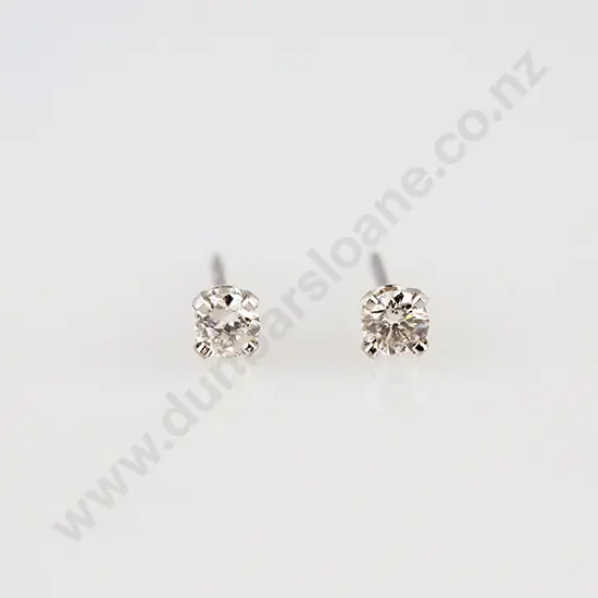 Pair 14ct White Gold Diamond Stud Earrings