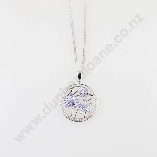 9ct White Gold 14stone Sapphire Circlet Pendant