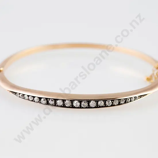Victorian Cased 15ct 19stone Diamond Hinged Snap Bangle