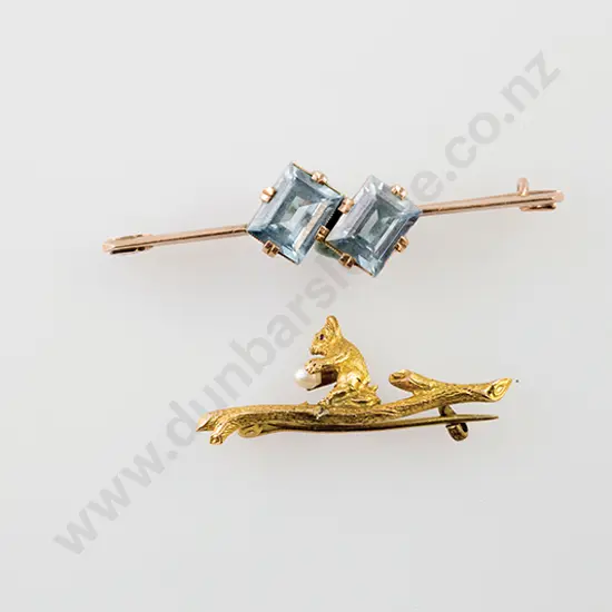 Two 15ct 9ct Bar Brooches