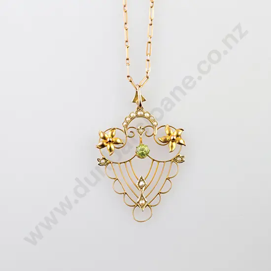 Edwardian 9ct Shield Pendant