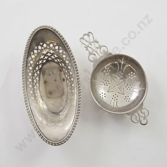 QEII S/S Lemon Squeezer & Bon Bon Dish
