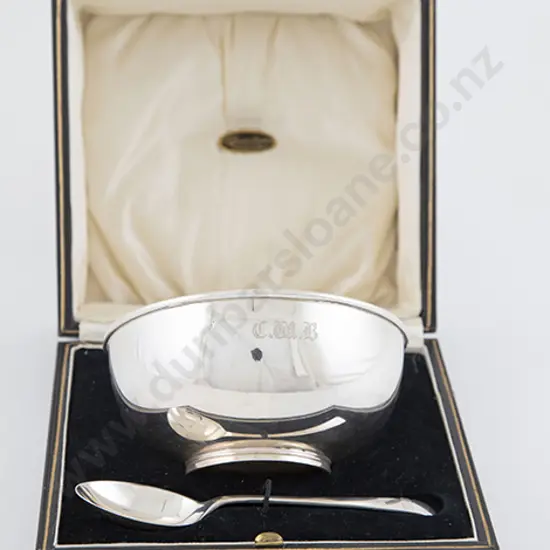 Cased Geo V S/S Sugar Bowl & Spoon