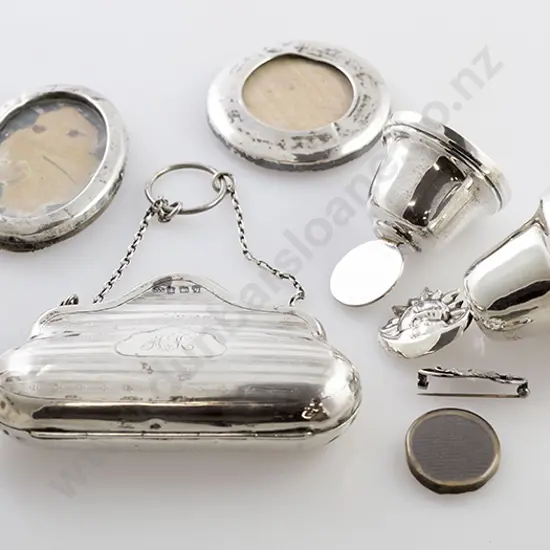 S/S Purse, 3 Small Photo Frames & 2 Bells