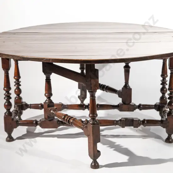 Early C18th Oak Oval Gateleg Dining Table