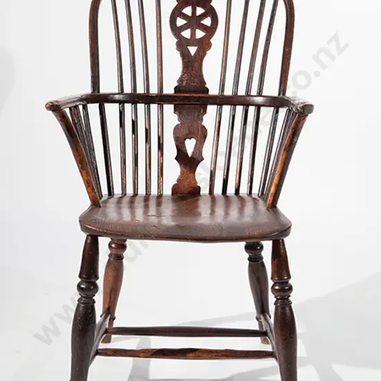 Geo III Elm Windsor Chair
